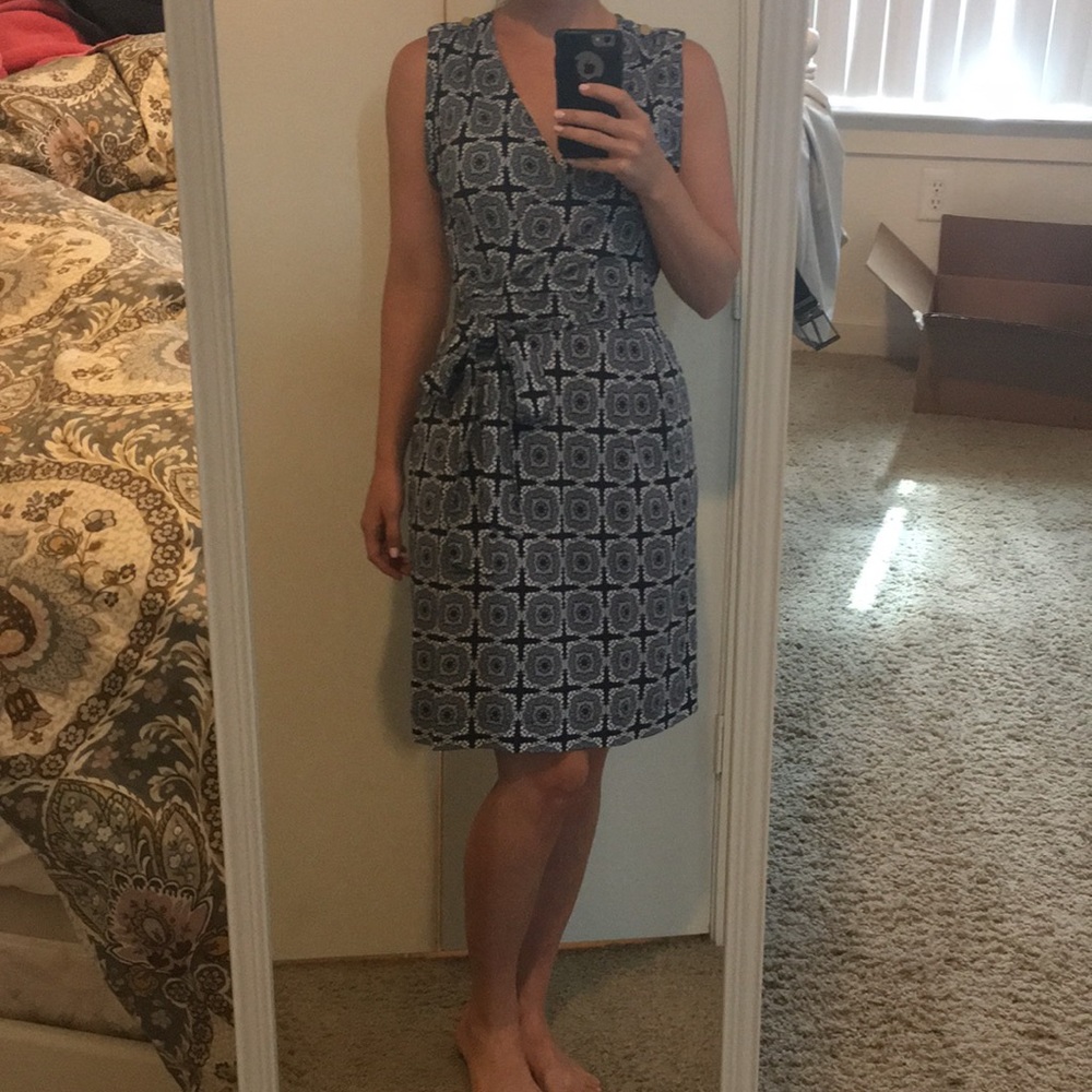 Banana Rebublic Navy and White Faux Wrap Dress